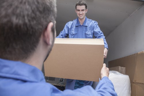 Removal truck hire service for homes and businesses in Sutton